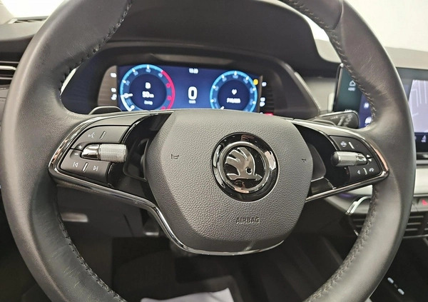 Skoda Octavia cena 103900 przebieg: 57021, rok produkcji 2021 z Międzyrzec Podlaski małe 379